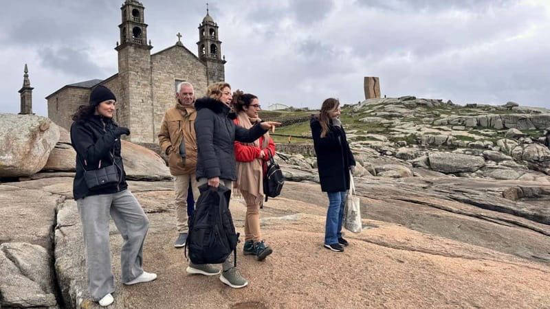 From Santiago: Finisterre, Muxia, Ézaro - 7 stops day tour - Ézaro Waterfall, where the river meets the ocean