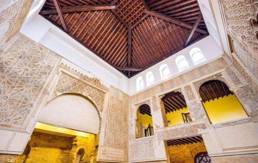From Seville: Cordoba Full-Day Tour with Tickets Included - Pickup in Seville and the two-hour coach ride