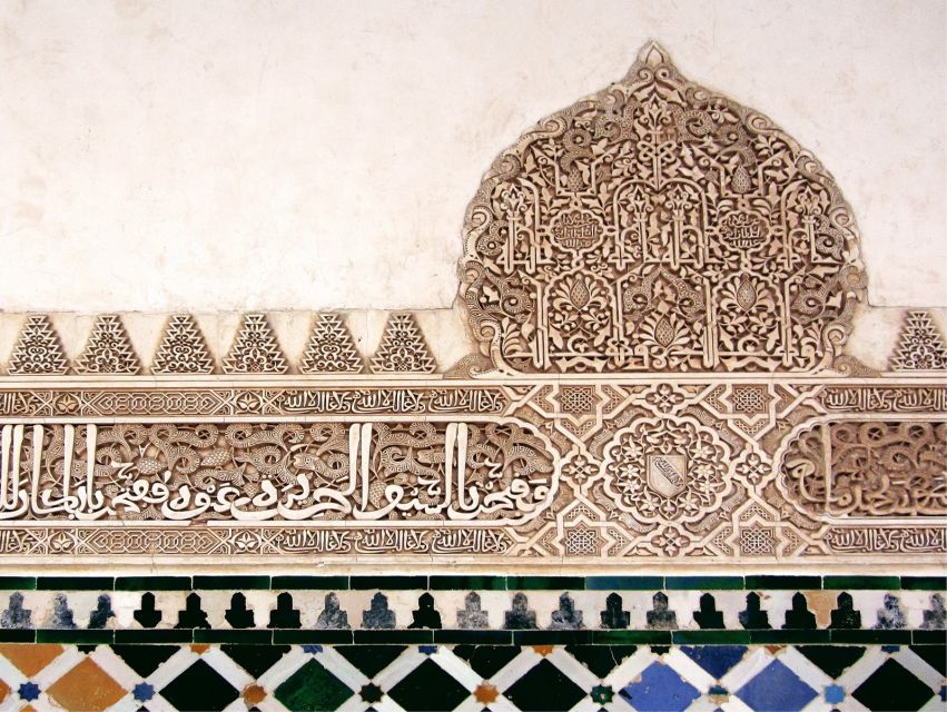 From Seville: Granada & Alhambra Tour with Optional Ticket - Generalife gardens and the Nasrid Palaces