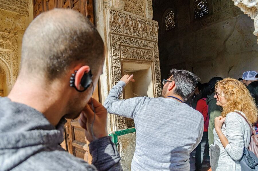 From Seville: Granada Day Trip Alhambra and Albaycin - Lunch and free time in Granada