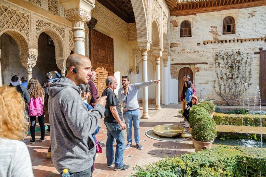 From Seville: Granada Day Trip Alhambra and Albaycin - Generalife Gardens and the quieter side of the complex