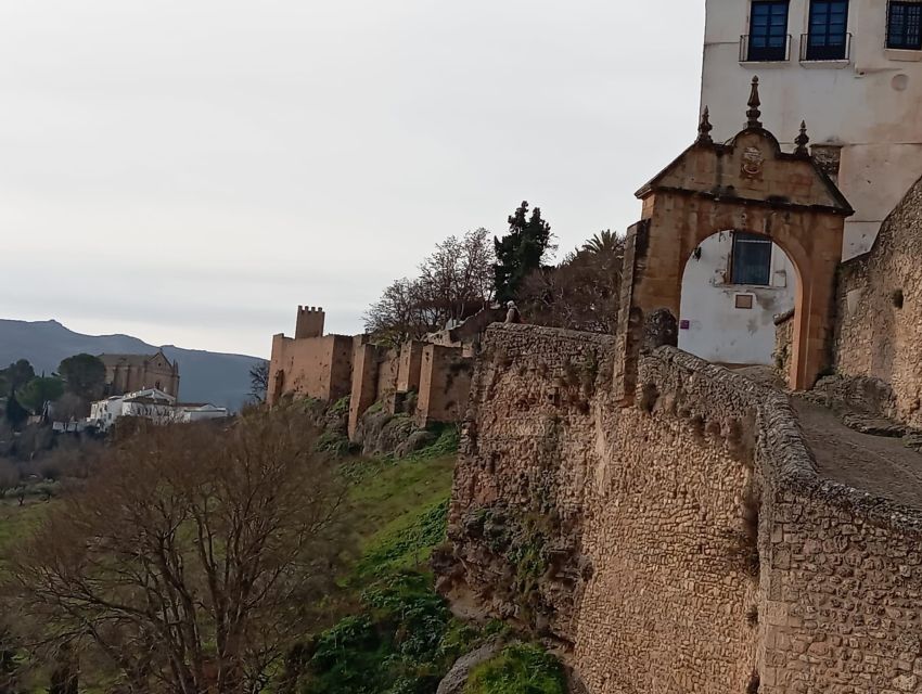 From Seville: Ronda+Setenil de las Bodegas Day Trip - Meeting the bus beside the Maestranza Theater