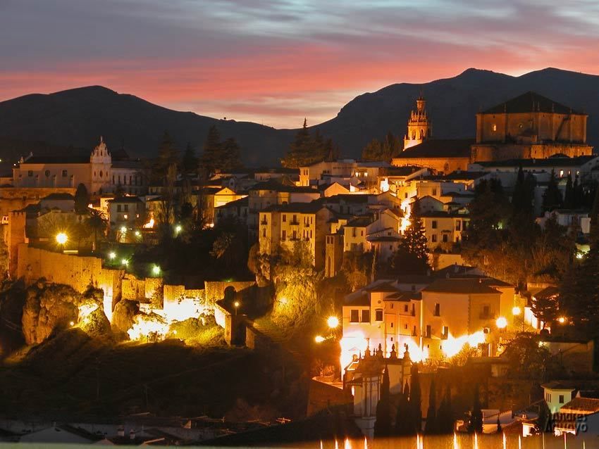 From Seville: White Villages and Ronda Full-Day Trip - Grazalema closes the countryside portion