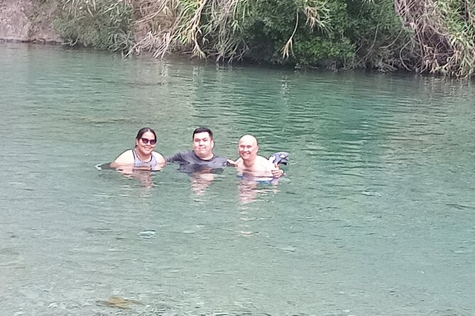 From Valencia: Montanejos Thermal Spring & Girlfriend Waterfall - Lunch in Montanejos