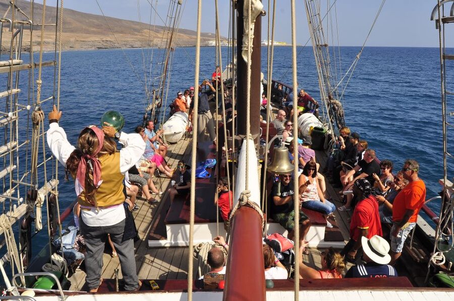 Fuerteventura: 4-Hour Pirate Sailing Adventure - Swimming, the boat swing, and the attached pool