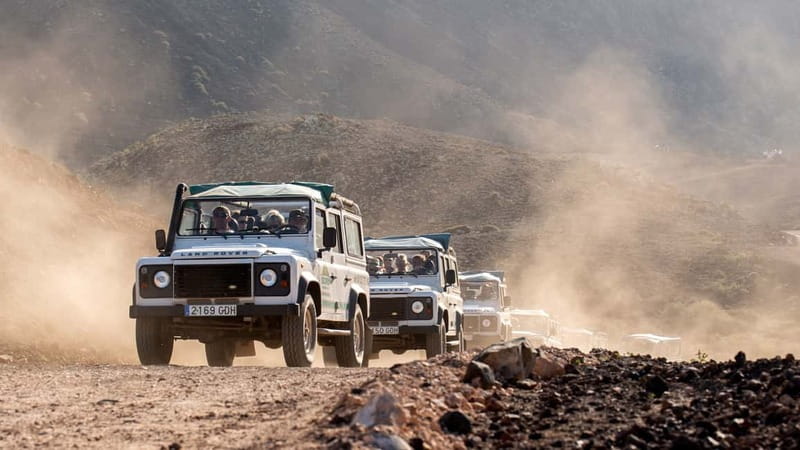 Fuerteventura: Cofete Beach Jeep Safari - The first stop: a local bar and mountain views
