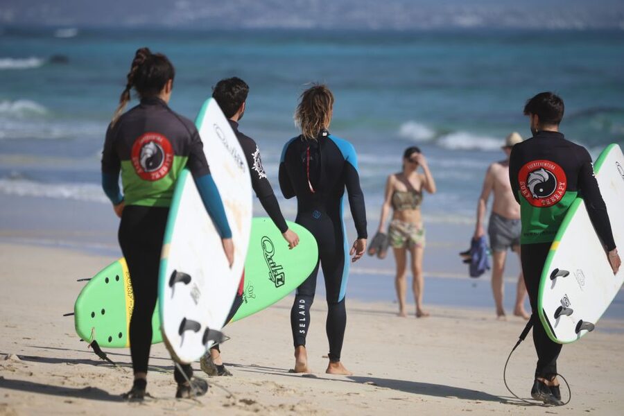 Fuerteventura : Corralejo Surf Lesson - The limits of a four-hour surf session
