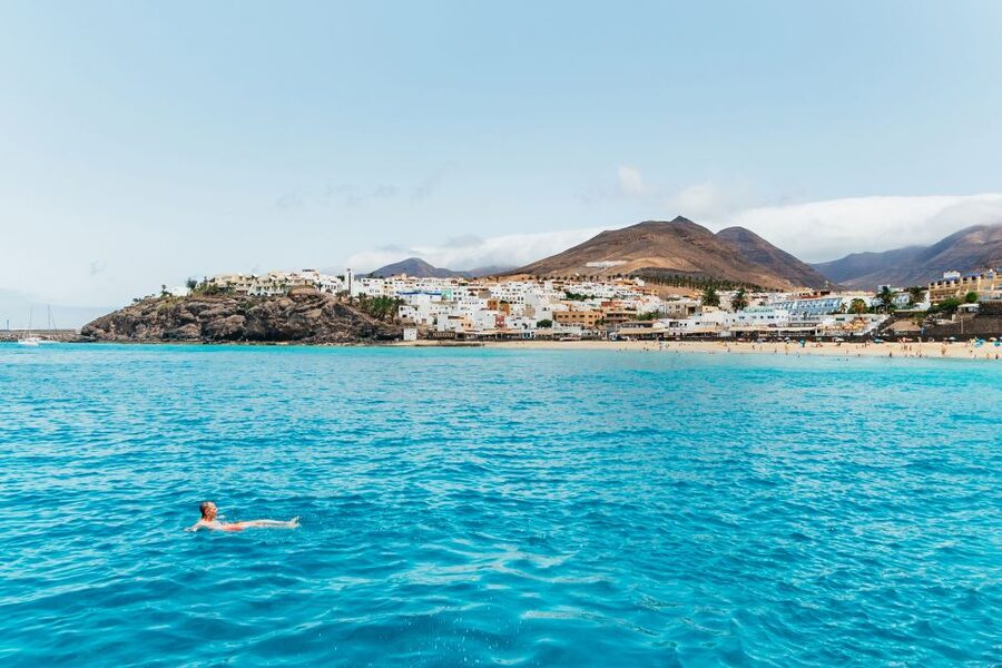Fuerteventura: Glass Bottom Boat Cruise with Lunch & Drinks - The swimming stop is more than a quick dip