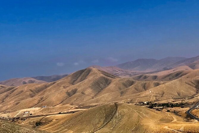 Fuerteventura: PANORAMA GRAND TOUR 2in1 Historic & photo tour. - Mountain roads and island viewpoints