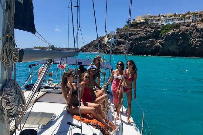 Fuerteventura Sailing Trip from Morro Jable - Sailing toward Faro de Jandia
