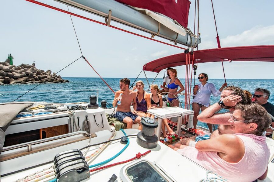 Fuerteventura: Sailing with Snorkeling and Dolphin Watching - The anchorage and the turquoise swim stop
