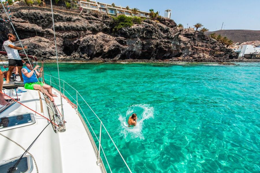 Fuerteventura: Sailing with Snorkeling and Dolphin Watching - The harbor’s manta rays are an unusual opening