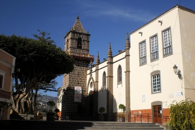Full Day Across the Island Tour from Las Palmas - Bandama Caldera gives the day a volcanic opening