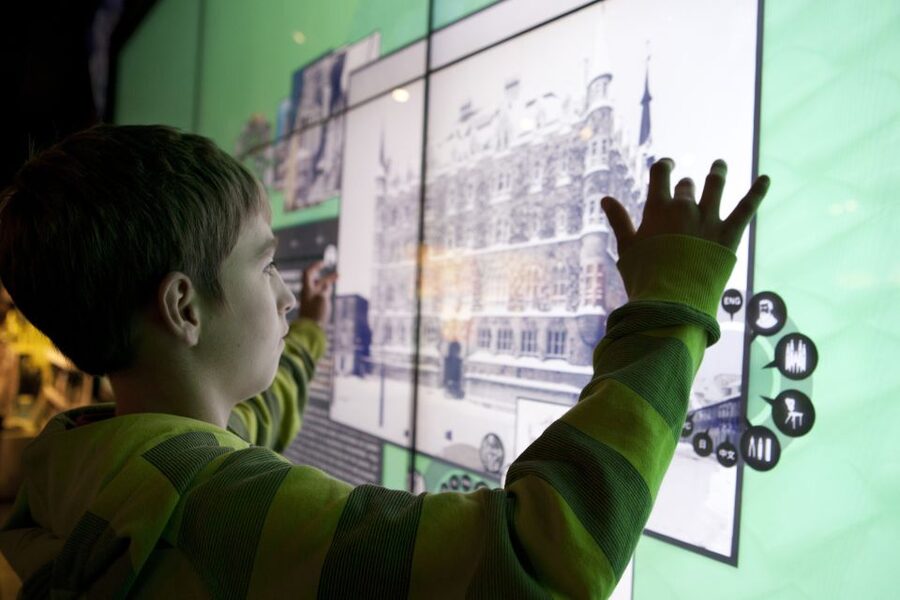 Gaudí Experiència Barcelona Admission Ticket - The 4D presentation: nature turns into architecture