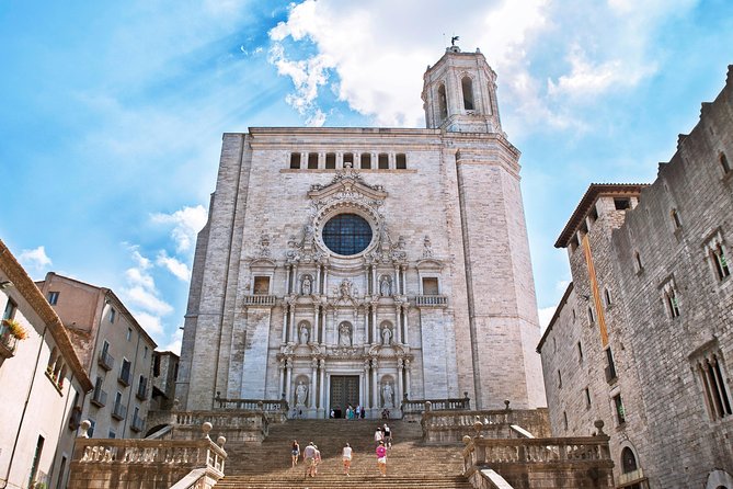 Girona & Costa Brava Private Tour and Hotel Pickup from Barcelona - What the guide can add to the day