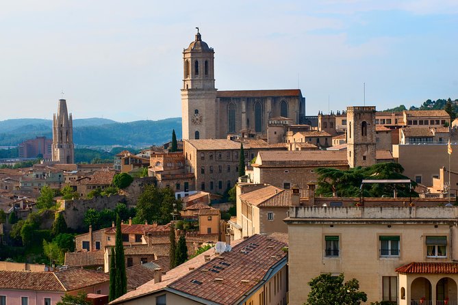 Girona Full Day Tour from Barcelona - Guides, language, and group size