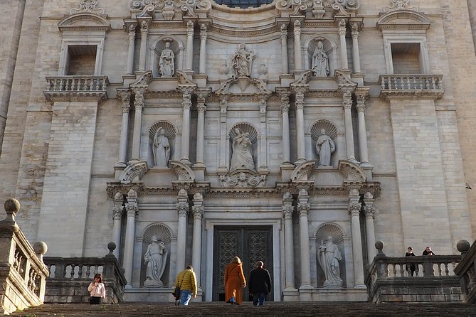 Girona History, Legends, and Food Walking Tour with food tasting - Sant Feliu and the city’s legends