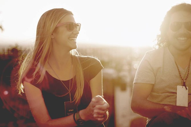 Golden Hour in Granada: Sunset Walking Tour with Play Granada - Starting on Carrera del Darro