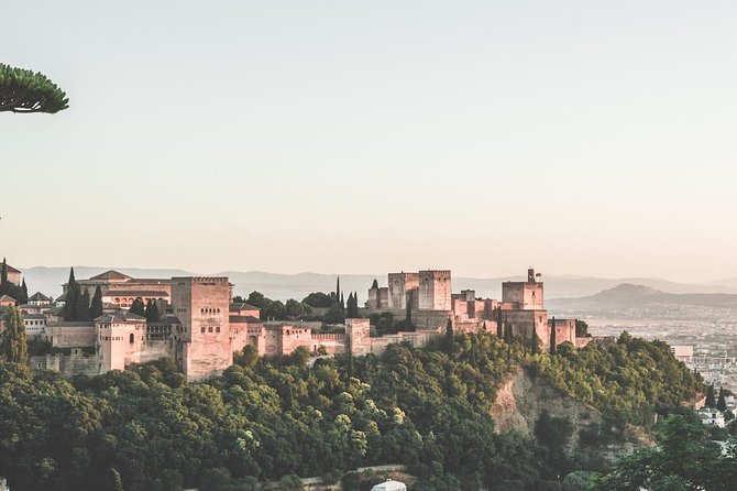 Golden Hour in Granada: Sunset Walking Tour with Play Granada - A quiet pause at Mirador de Los Carvajales