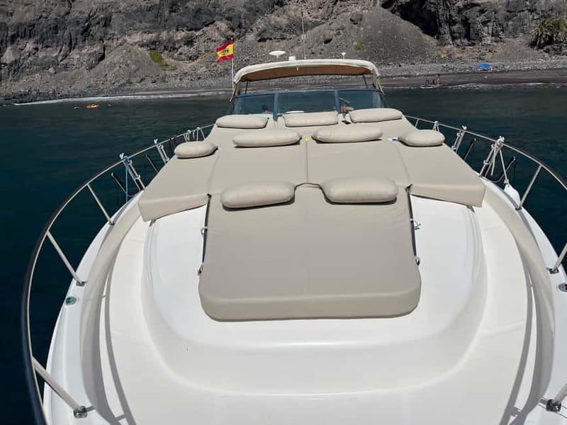 Gran Canaria: Shared yacht excursion with beverages, lunch and snorkeling - Key points at a glance