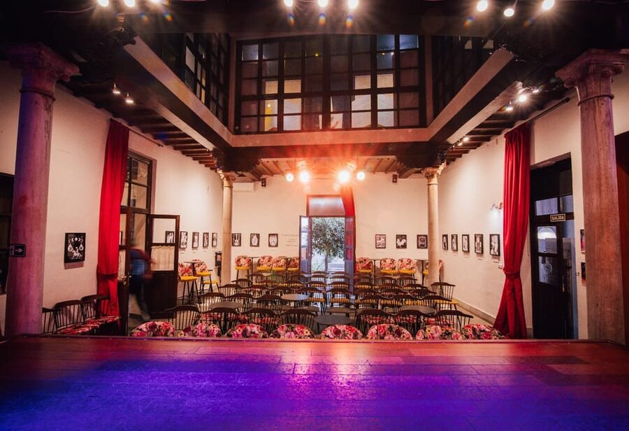 Granada: 1-Hour Traditional Flamenco Show at Palacio - Practical advice for making the most of it