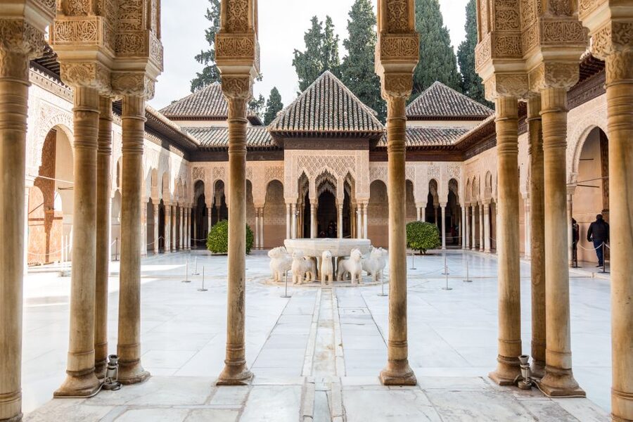 Granada: 3-Hour Alhambra and Generalife Gardens Guided Tour - Key points to know before booking
