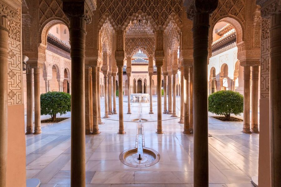 Granada: 3-Hour Alhambra and Generalife Gardens Guided Tour - First impressions of the Alhambra complex