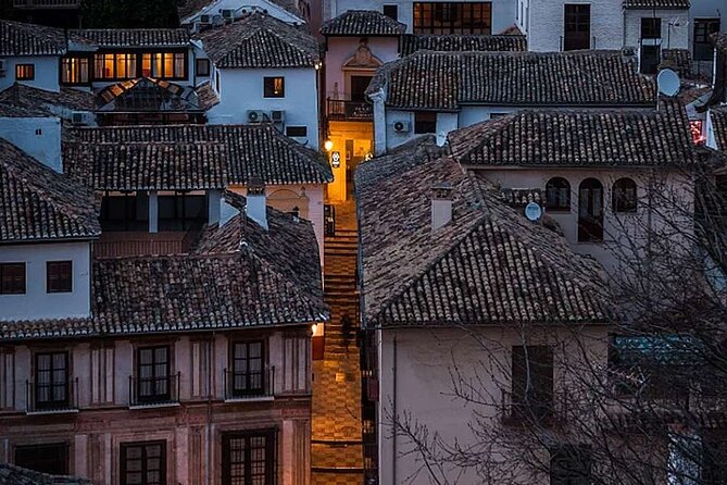 Granada: Albaicin and Sacromonte Private Tour - Why Albaicín and Sacromonte belong together