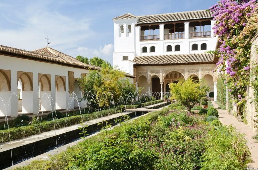 Granada: Alhambra and Generalife Gardens Guided Tour - Timing, walking, and family suitability