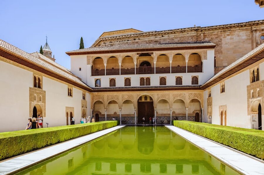 Granada: Alhambra and Nasrid Palaces Entry Ticket - Timing, heat, crowds, and comfort
