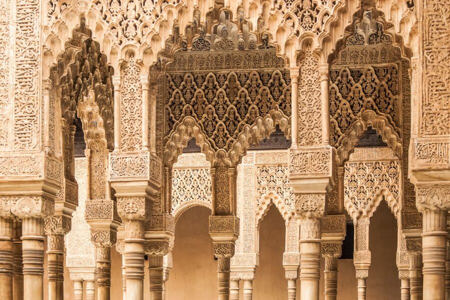 Granada: Alhambra Fast-Track Guided Tour - Alcazaba, 45 minutes inside the fortress