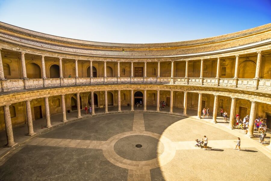 Granada: Alhambra Fast-Track Guided Tour - The guide is the make-or-break feature