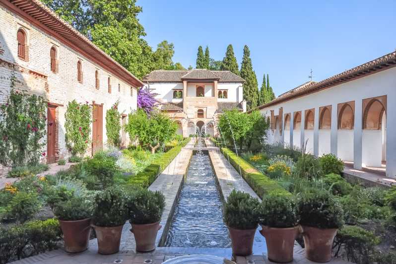 Granada: Alhambra Gardens and Generalife Ticket - What the $20 ticket really gets you