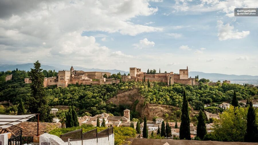Granada: Alhambra Gardens and Generalife Ticket - What to bring and what to leave behind