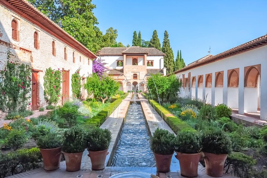 Granada: Alhambra Gardens and Generalife Ticket - Starting at the Alhambra Access Pavilion