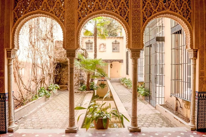 Granada: Alhambra & Gardens Tour w/Nasrid Palaces Option - Is $23 a good price?