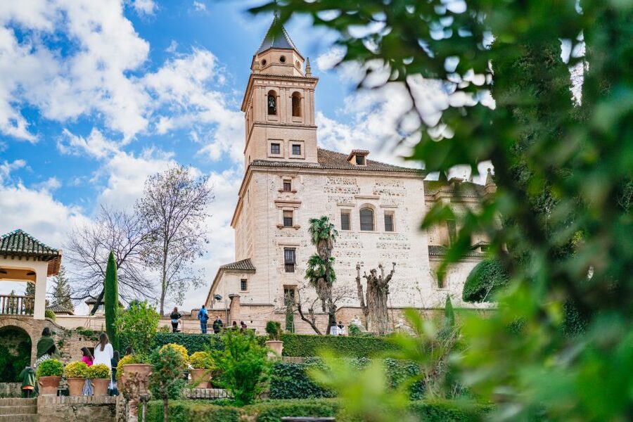 Granada: Alhambra Guided Tour with Nasrid Palaces & Gardens - Is $82 a fair price?