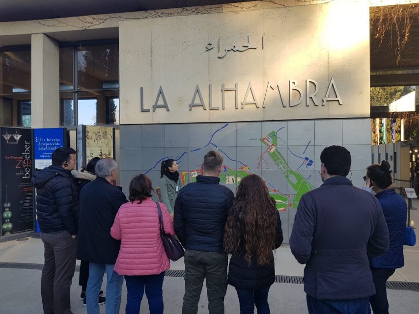 Granada: Alhambra Palace Guided Tour - What the $50 Alhambra tour really includes