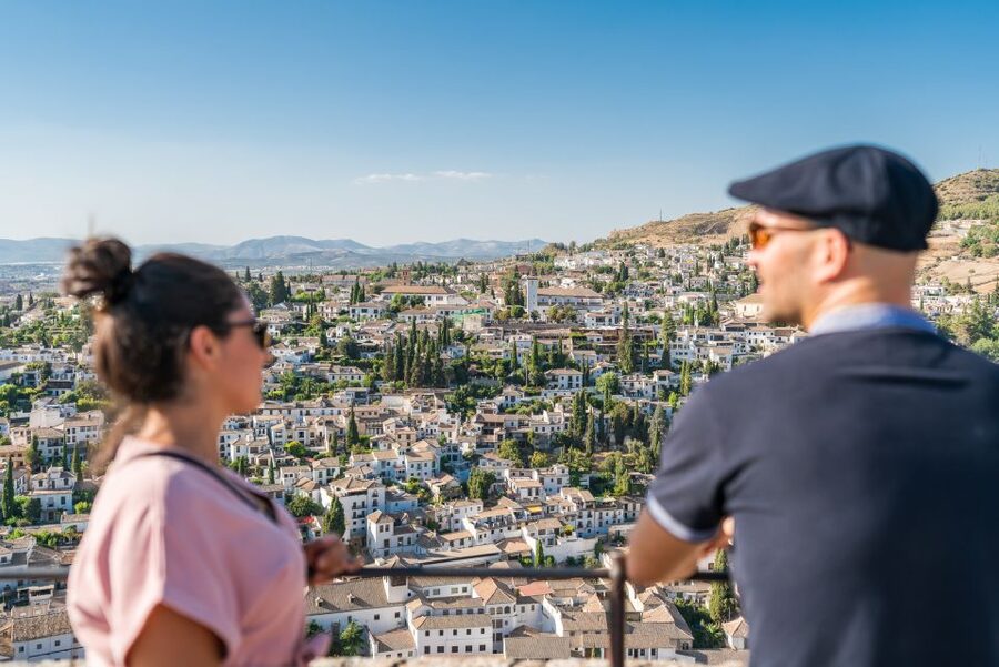 Granada: Alhambra Ticket and Guided Tour with Nasrid Palaces - Key points at a glance