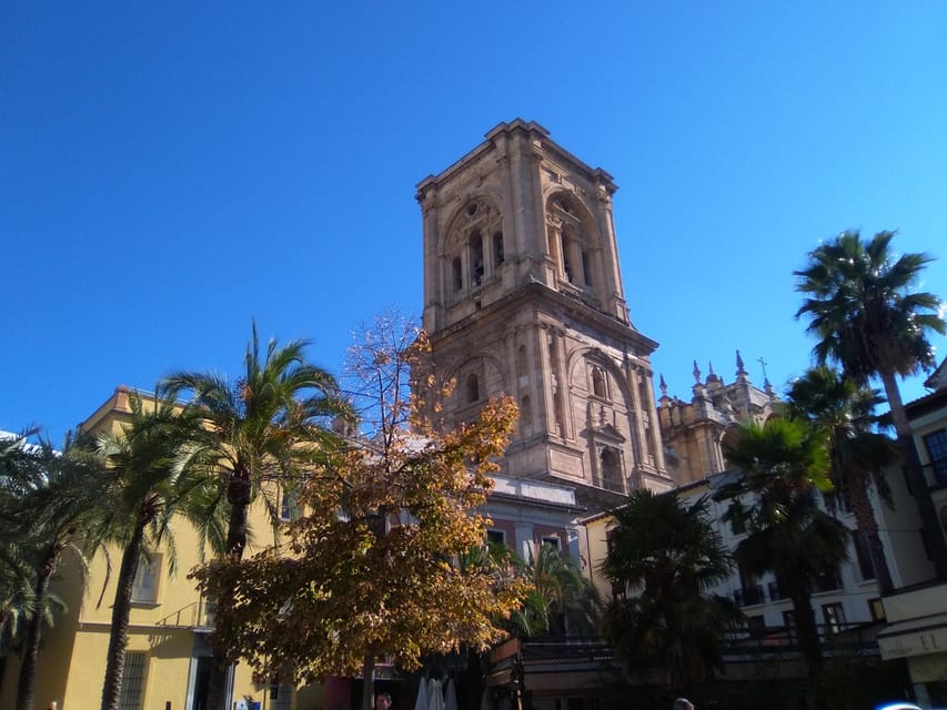Granada: Cathedral and Royal Chapel Private tour with ticket - What the private guide adds