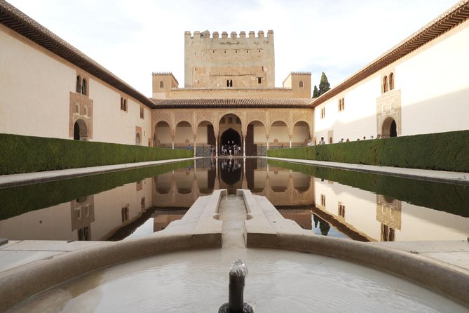 Granada Day Trip with Alhambra and Albaicin Tour from Seville - Generalife gardens and the Palace of Charles V