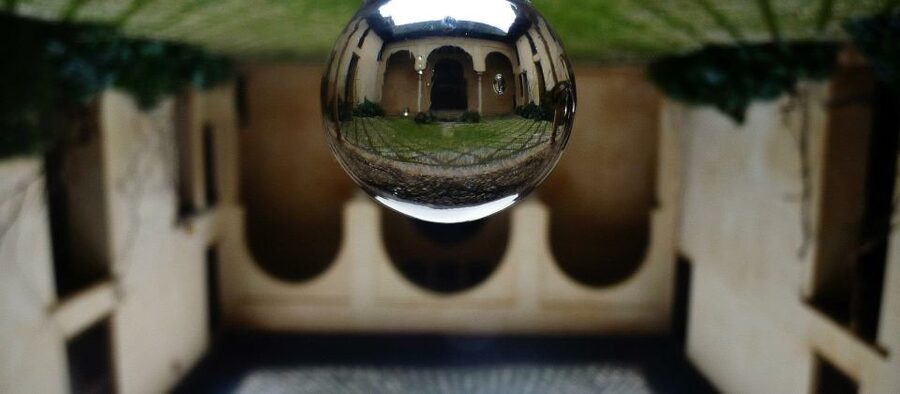 Granada: Fast-Track Alhambra & Nasrid Palaces Guided Tour - Generalife gardens, water, and a change of mood