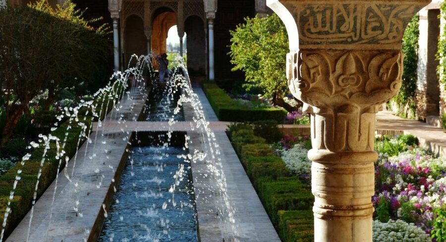 Granada: Fast-Track Alhambra & Nasrid Palaces Guided Tour - How the three to four and a half hour schedule feels