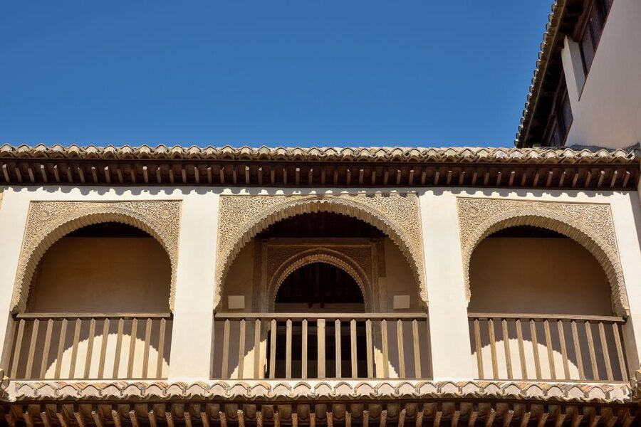 Granada: Moorish Monuments Entrance Tickets - The Biggest Weakness: Too Little Explanation