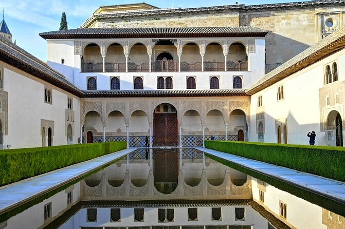 Granada Private Alhambra Tour includes Nazaries Palaces - What $127.03 per person really buys