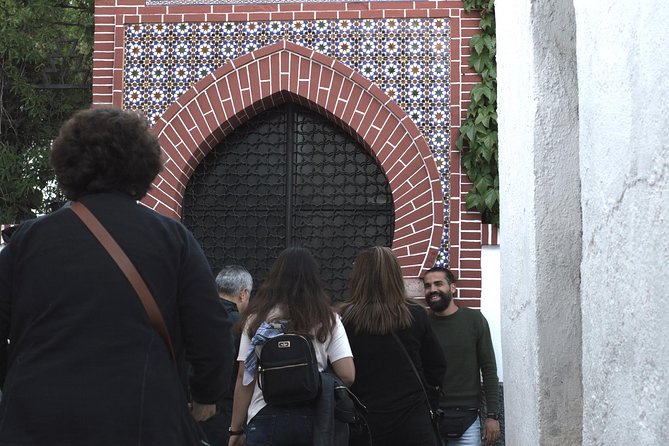 Granada's Hidden Treasures: Albayzin and Sacromonte Walking Tour - Is $30.23 a fair price?