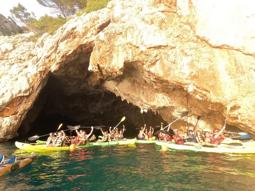 Granadella: Caló, Cova Llop Marí, and Ambolo Kayak Trip - The final paddle and the welcome drink