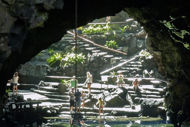 Grand Tour Lanzarote Experience : The Landscape Footprint - El Lago Verde and the coast near El Golfo