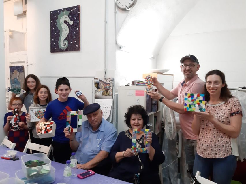 Guided Gaudí’s Trencadís Mosaic Workshop in Barcelona - Sustainability and the local artistic connection