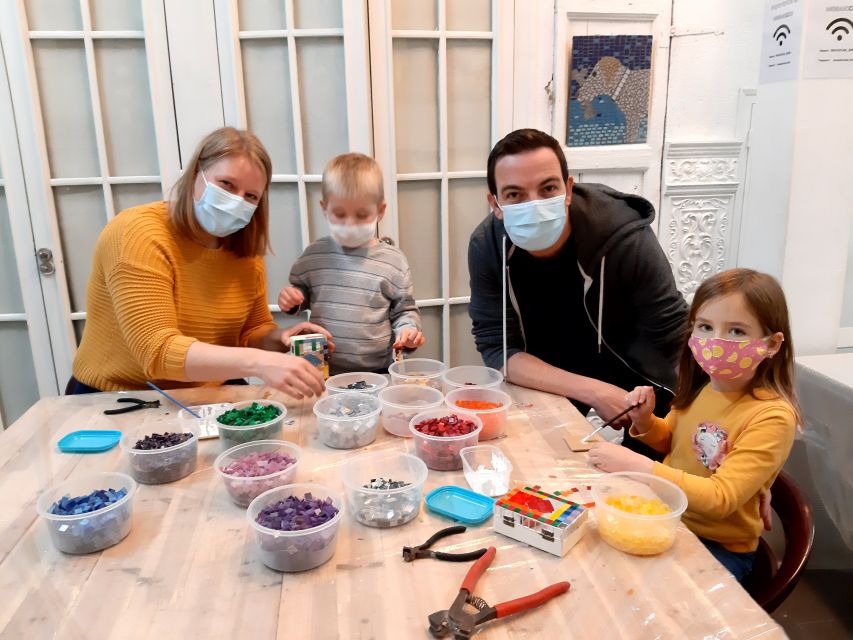 Guided Gaudí’s Trencadís Mosaic Workshop in Barcelona - The creative work: where the class earns its price